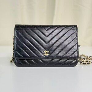 Chanel Black Chevron Quilted WOC Wallet on Chain Crossbody Bag with Gold Hardwar